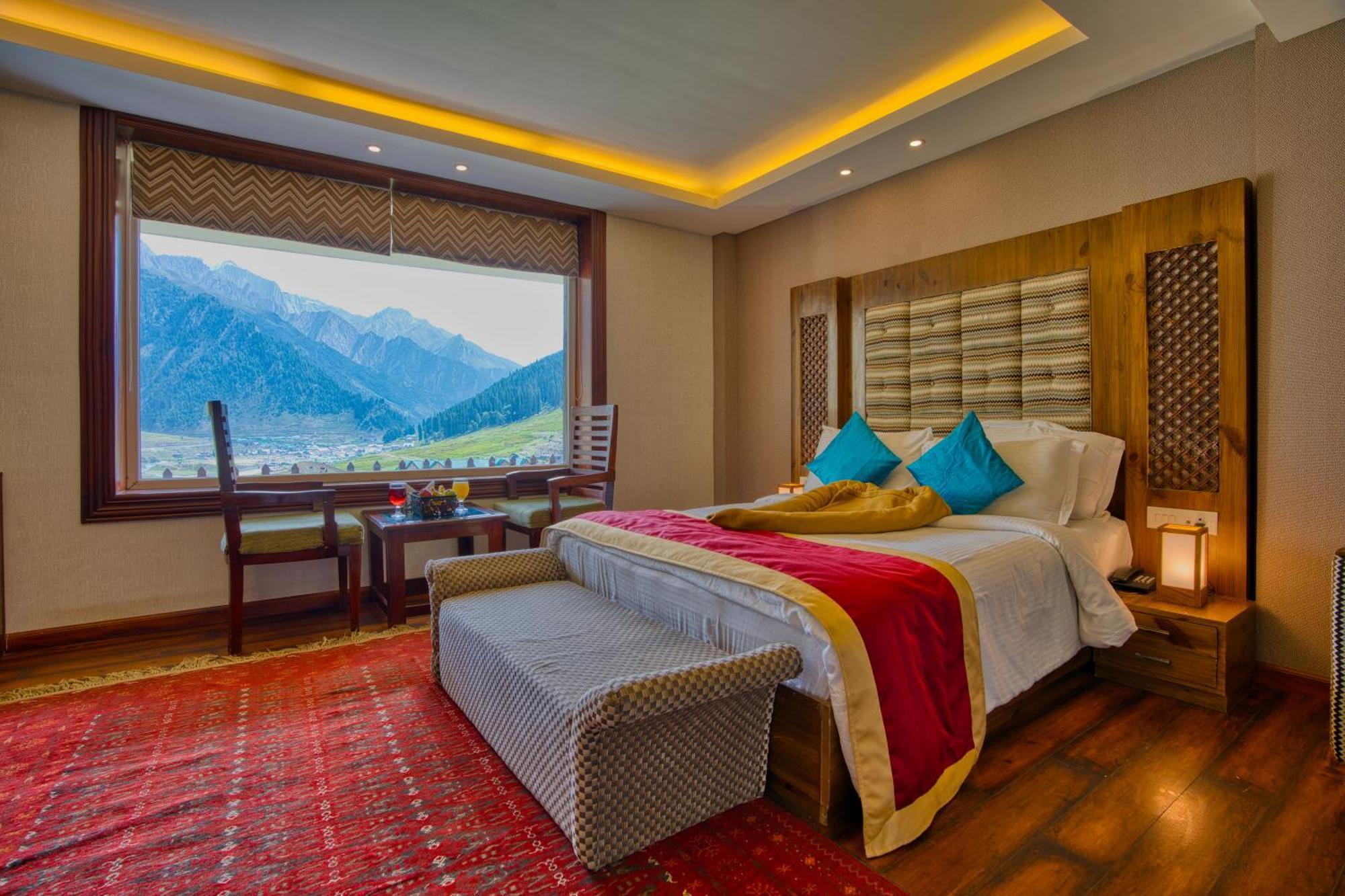 Golden Meadows Hotels & Resorts Sonāmarg Exterior foto